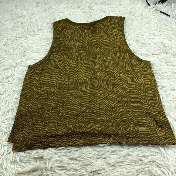 Lululemon Train to Be Tank Top Ripple Wave Deep Artifact / Auric Gold - Picture 4 of 5